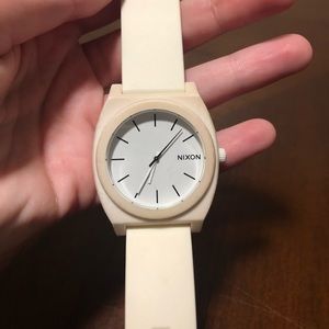 Nixon Time Teller Watch